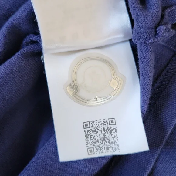 Moncler- 5Y polo shirts - Picture 3 of 4